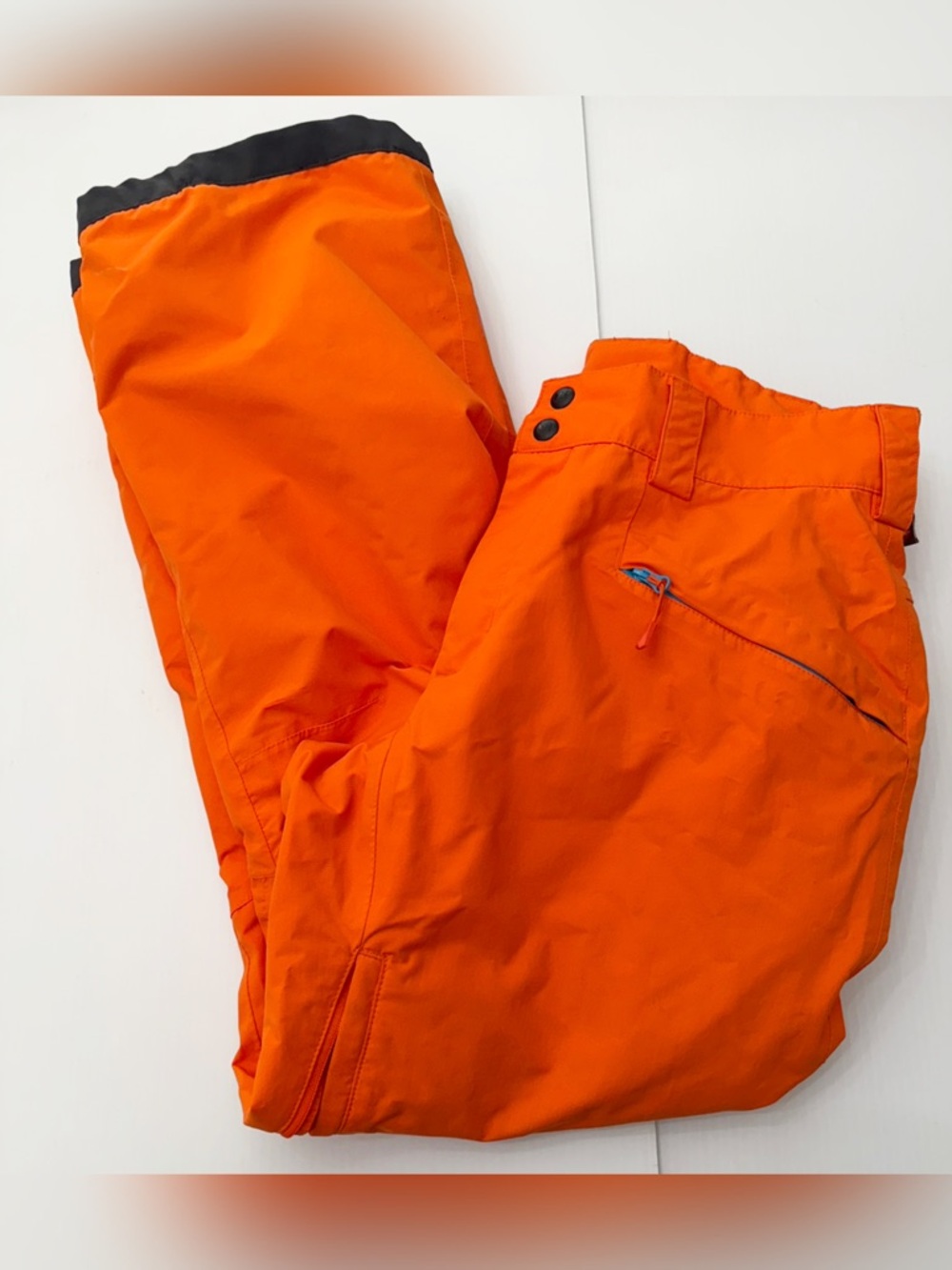Helly Hansen Bright Orange Recco ULLR Insulated Cargo Snow Pants - M